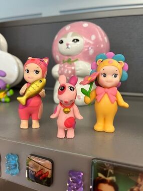 Cute Mini Figurine Trio - Pink, Yellow, Peach